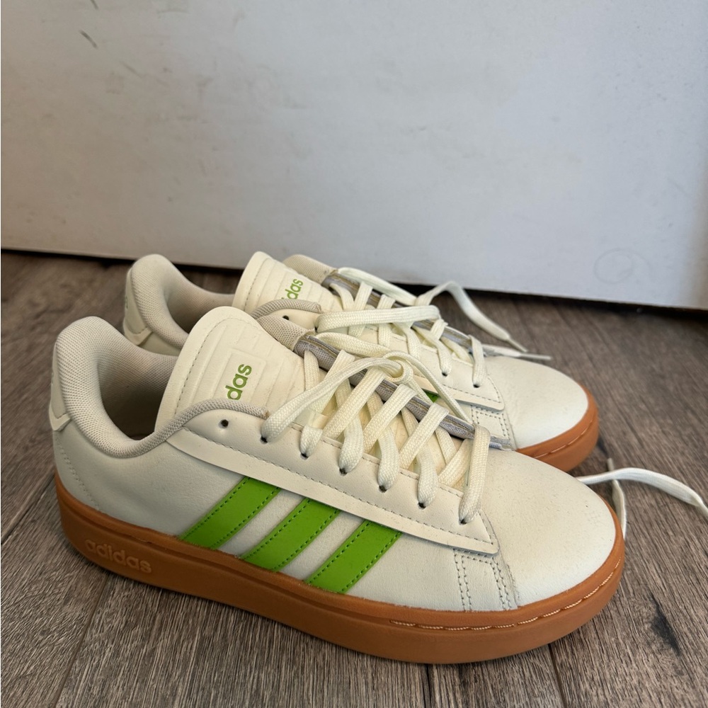 Adidas Grand Court Alpha Sneaker